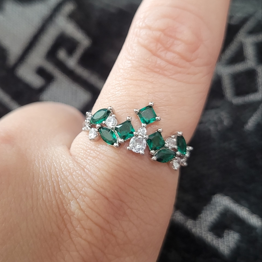 Emerald ring